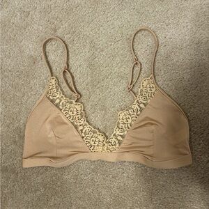 Lace trim bralette